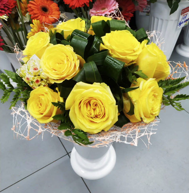 Букет цветов "Желтое признание" Букет цветов "Желтое признание"